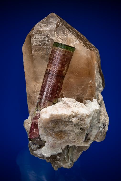 ELBAITE on QUARTZ